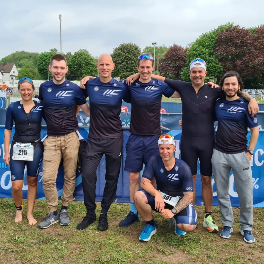 Großaufgebot unserer Triathleten am letzten Sonntag, gestartet wurde in Gladbeck, Buschhütten und Aachen.