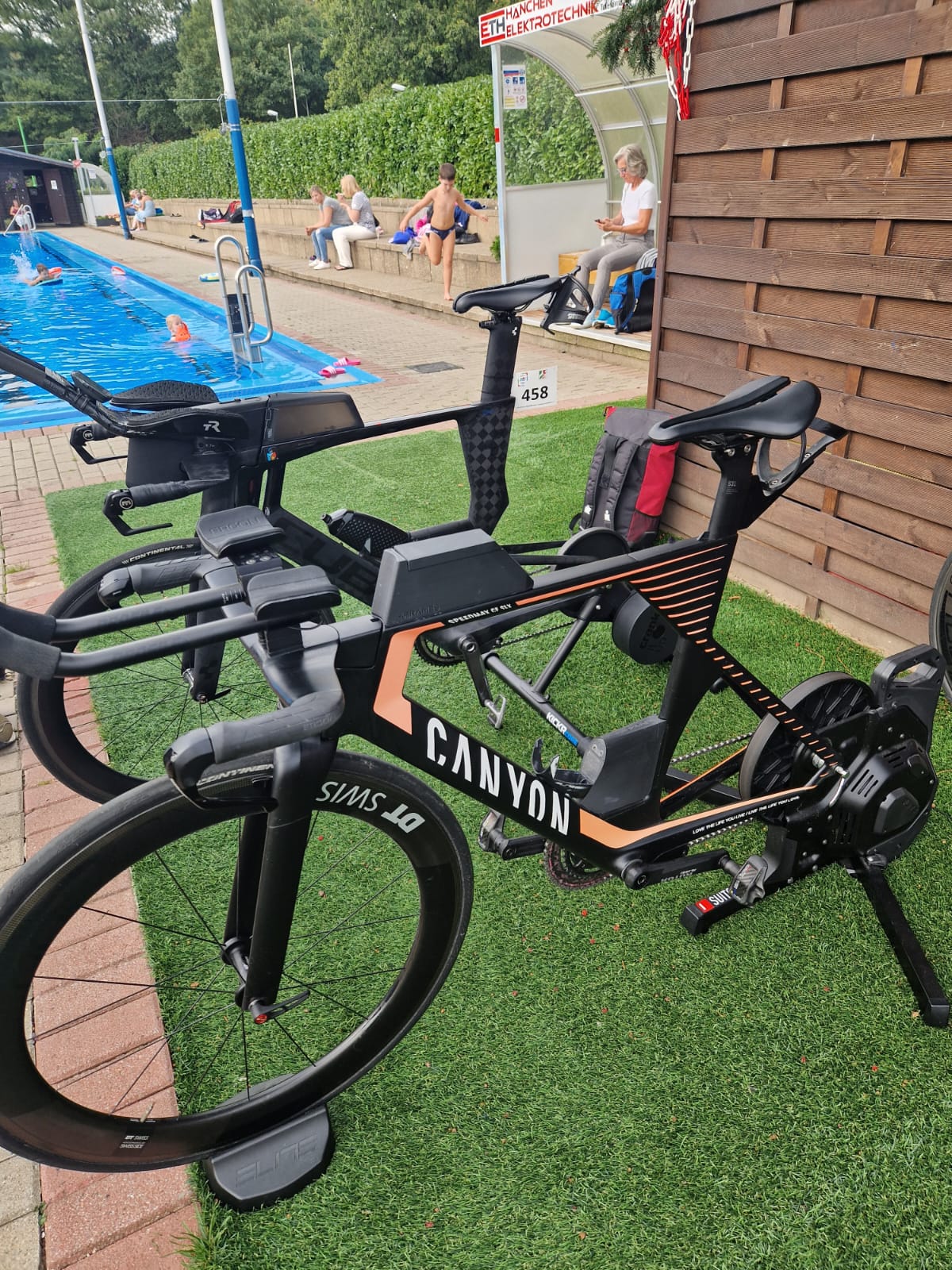 Triathlon-Vorstellung während der Jubiläumsfeier