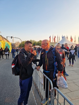 Sven und Dirk vor dem Start zum Ironman Hamburg 2023