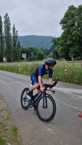 Dmitri auf dem Rad