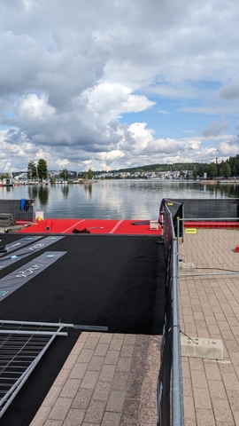 Schwimmstart zur Weltmeisterschaft - Lahti