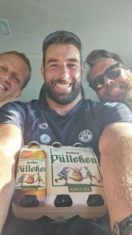Spaß im Bulli auf der Heimfahrt