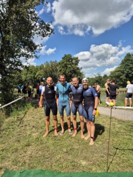 Vor dem Start - Benjamin (TriTeam Wehrden), Flo, Lars und Manni