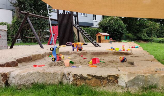 Spielplatz für Kinder im Duisburger Schwimmverein 98